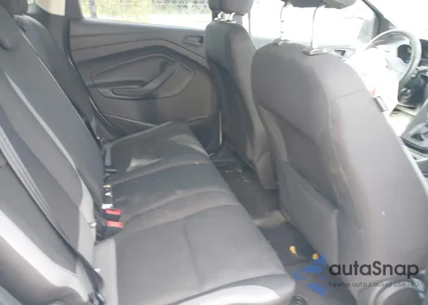 2013 Ford Escape S z USA, uszkodzony, nr VIN 1FMCU0F78DUD88790